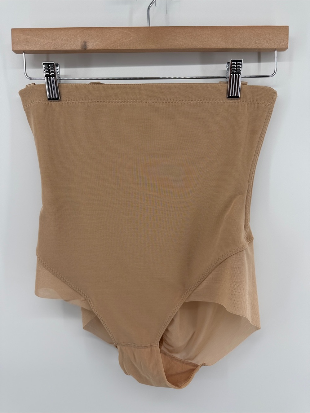 Honeylove Super Power Briefs in Sand L A13